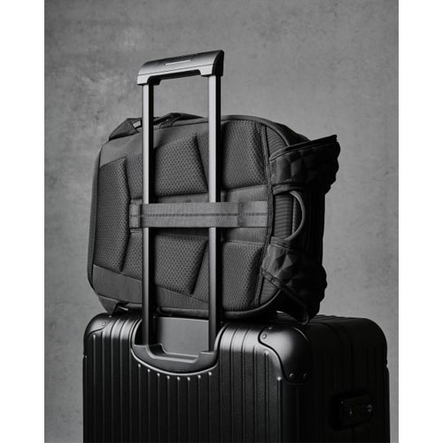 ELEMENTS BACKPACK PRO AXOFLUX ブラック 41530001