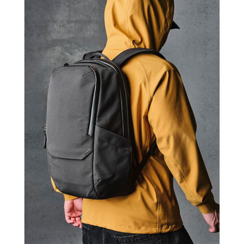 ELEMENTS BACKPACK PRO AXOFLUX ブラック 41530001